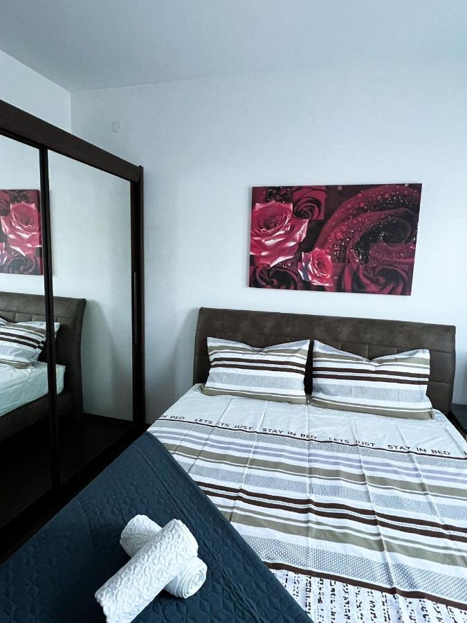 Mamio Apartment Sibenik Bagian luar foto