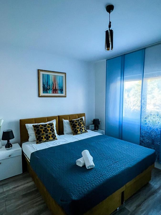 Mamio Apartment Sibenik Bagian luar foto
